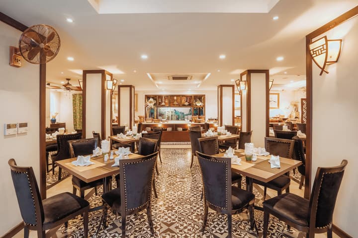 Thang Long Opera Hotel