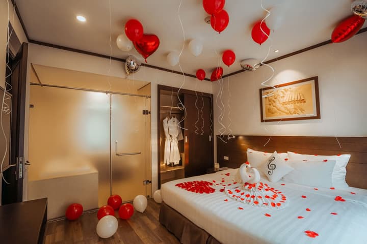 Thang Long Opera Hotel