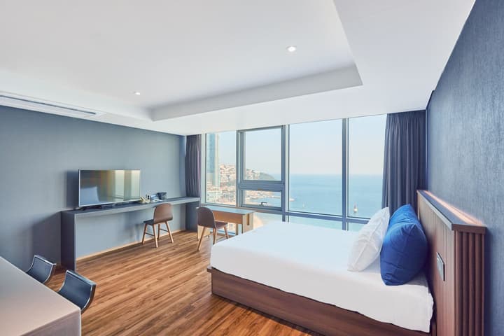Kolon Seacloud Hotel