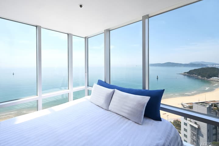 Kolon Seacloud Hotel