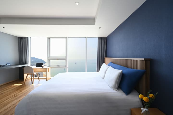 Kolon Seacloud Hotel