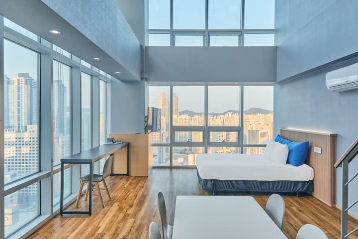 Kolon Seacloud Hotel