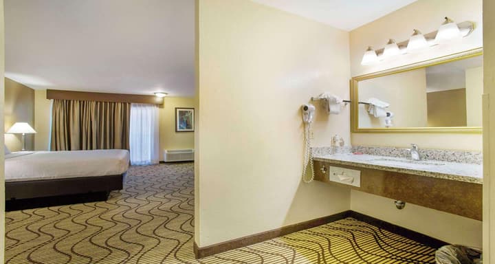 SureStay Plus Hotel by Best Western Sacramento North