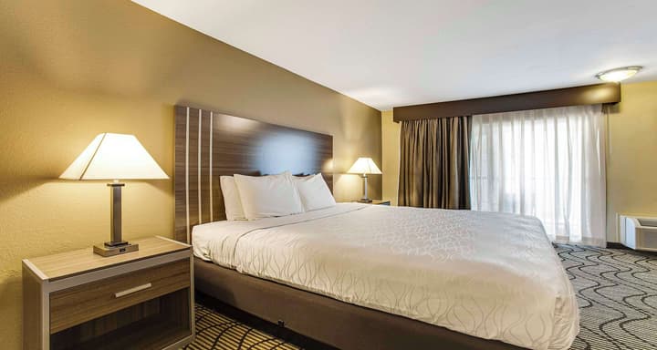 SureStay Plus Hotel by Best Western Sacramento North