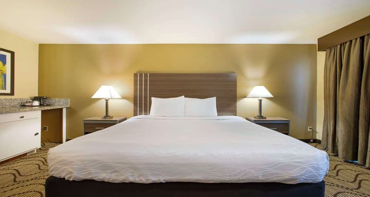 SureStay Plus Hotel by Best Western Sacramento North