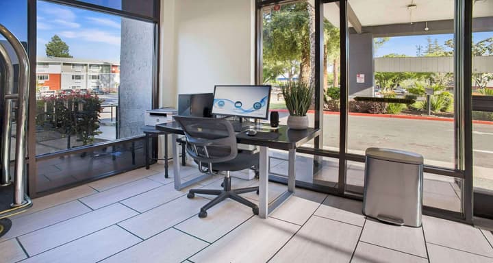 SureStay Plus Hotel by Best Western Sacramento North