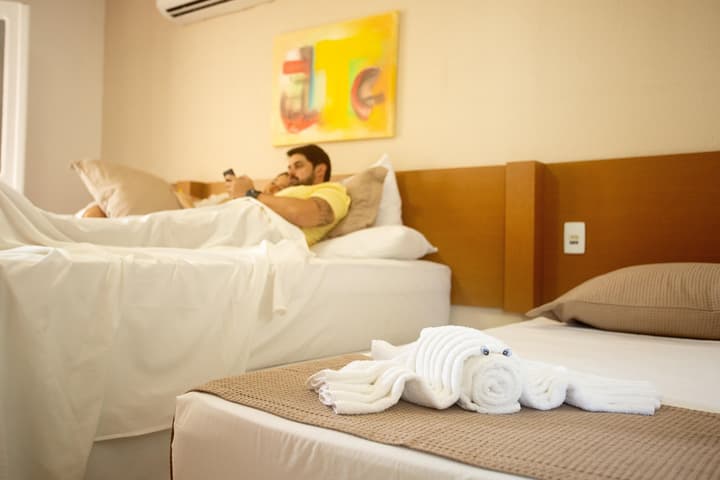 Crôa Mares Hotel