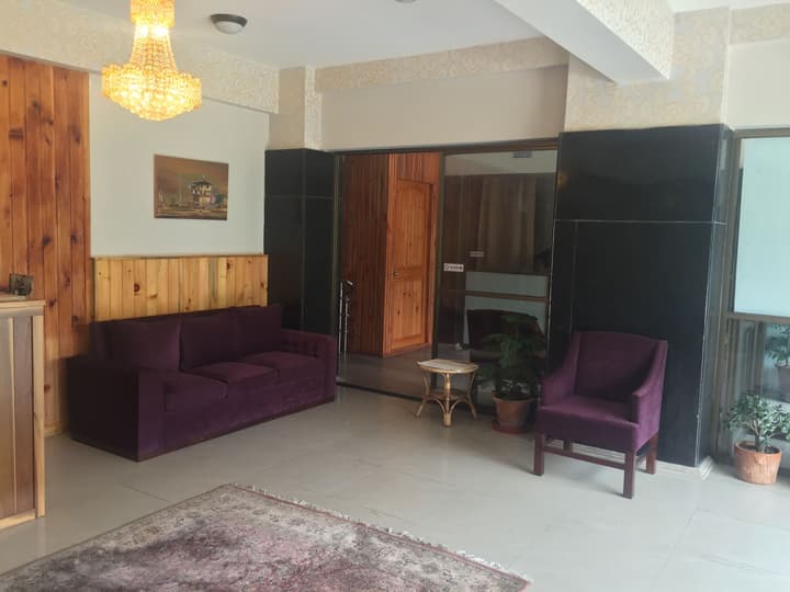 Khamsum Inn