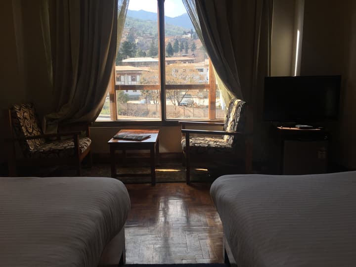 Khamsum Inn