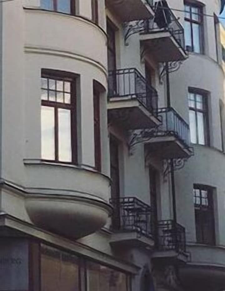 Morris Hotel