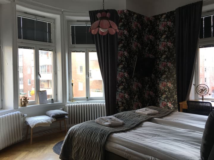 Morris Hotel