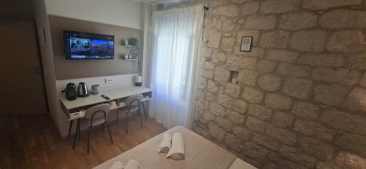 Carol Rooms