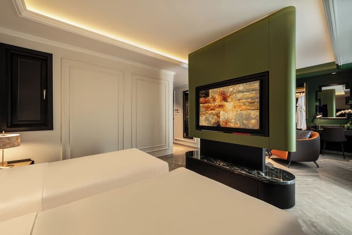 Champton Hanoi Hotel