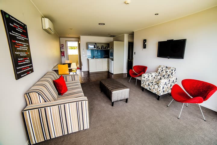 Marakura Deluxe Motels