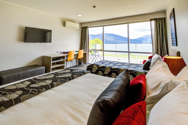 Marakura Deluxe Motels