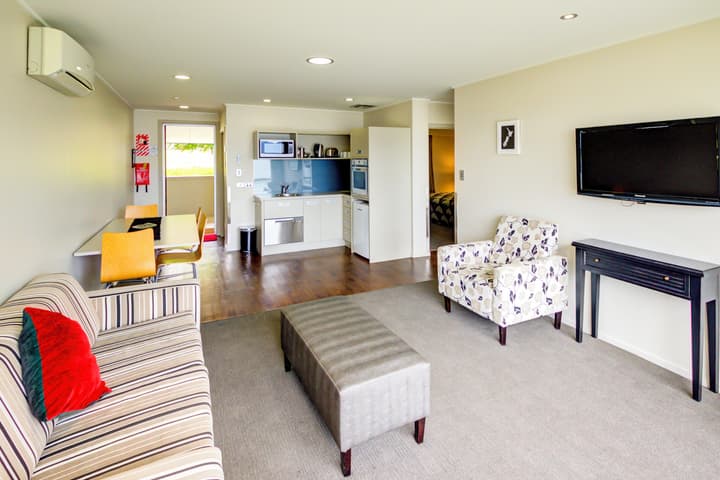 Marakura Deluxe Motels