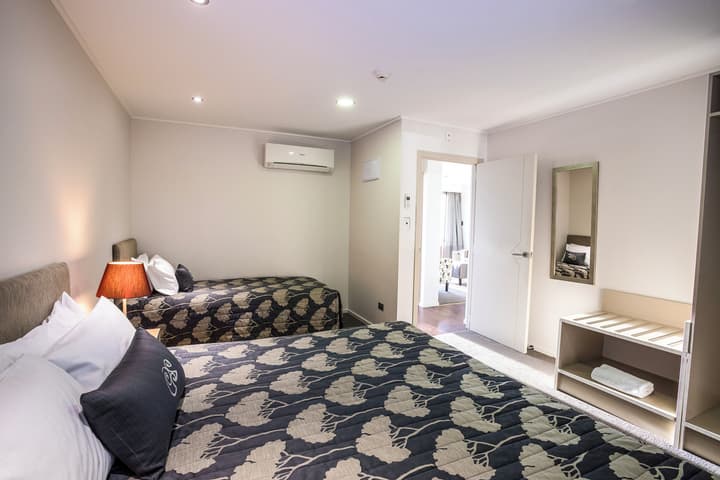Marakura Deluxe Motels
