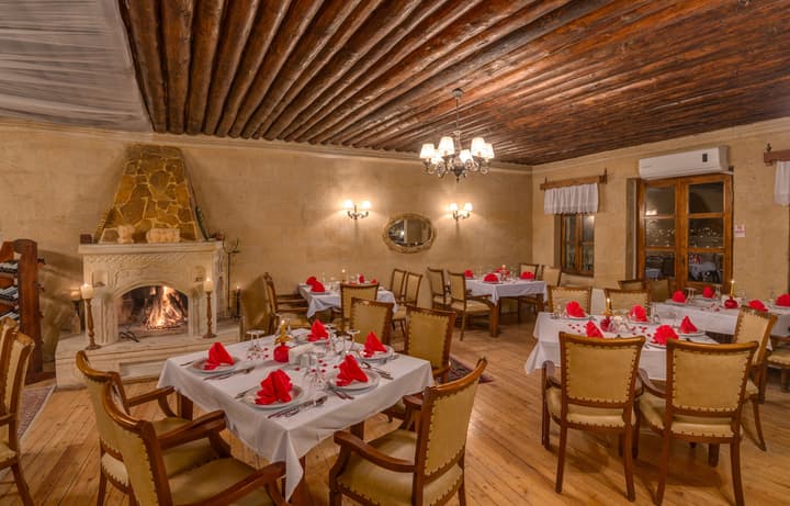 Temenni Evi Cave Hotel