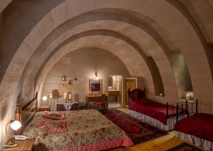 Temenni Evi Cave Hotel