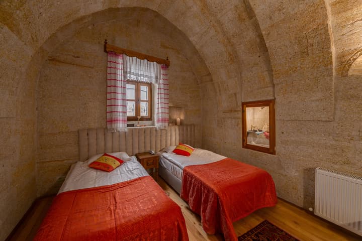 Temenni Evi Cave Hotel