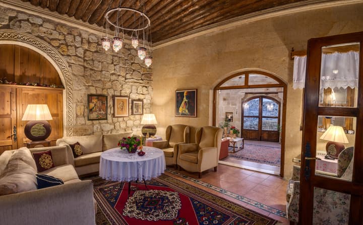 Temenni Evi Cave Hotel