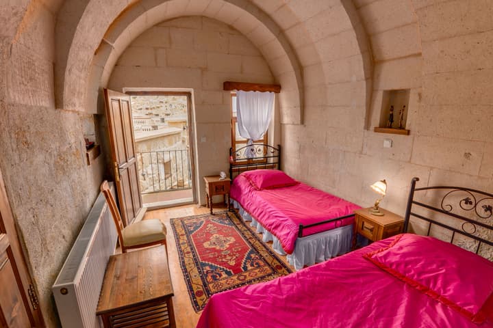 Temenni Evi Cave Hotel