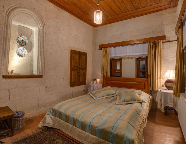 Temenni Evi Cave Hotel