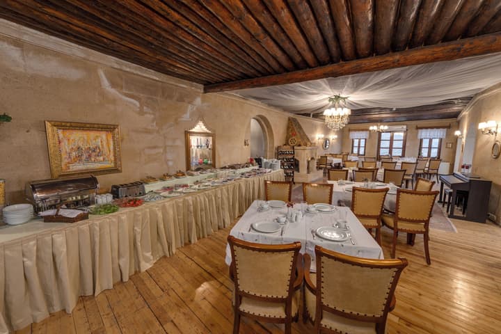 Temenni Evi Cave Hotel