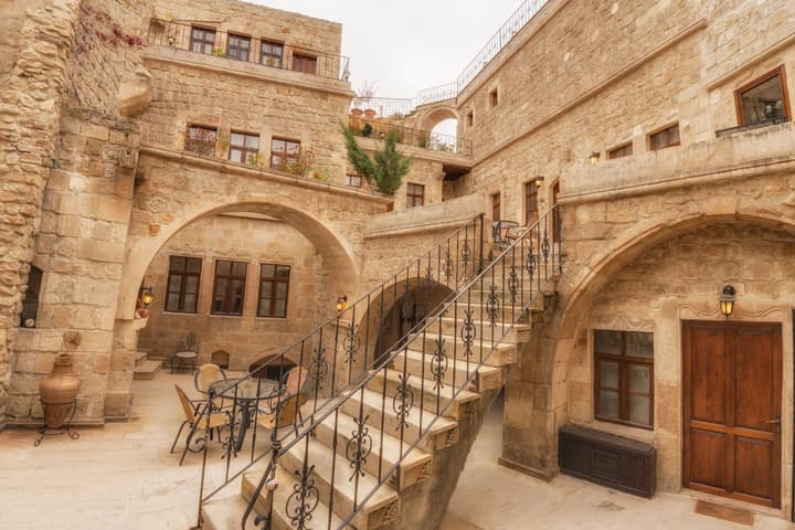 Temenni Evi Cave Hotel