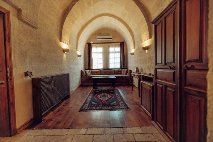 Melis Cave Hotel