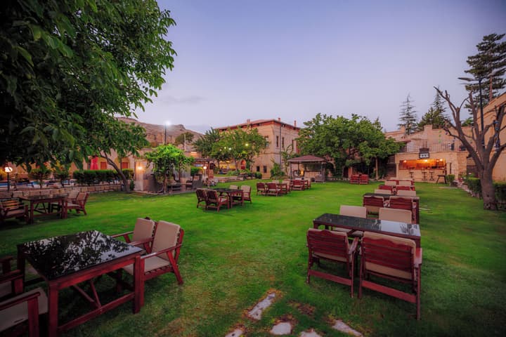 Melis Cave Hotel