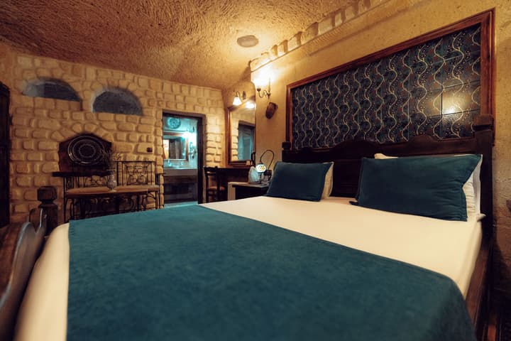Melis Cave Hotel