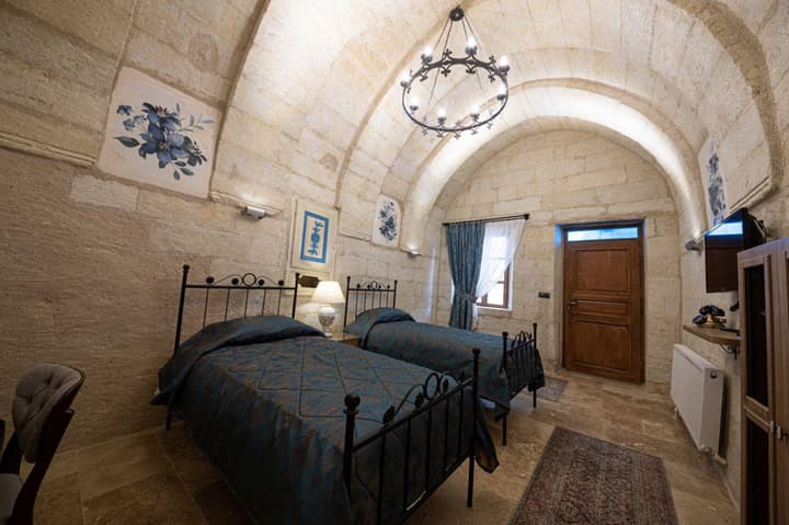 Sunak Cave Hotel