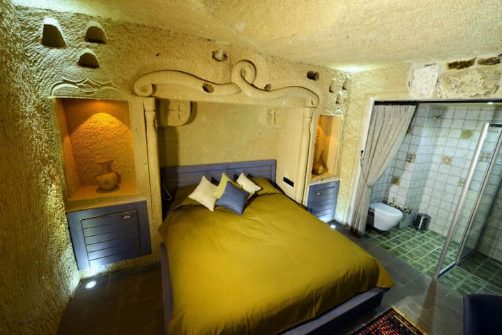 Sunak Cave Hotel