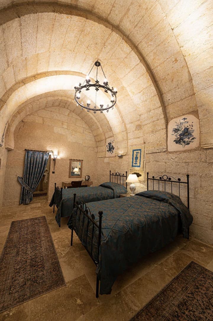 Sunak Cave Hotel