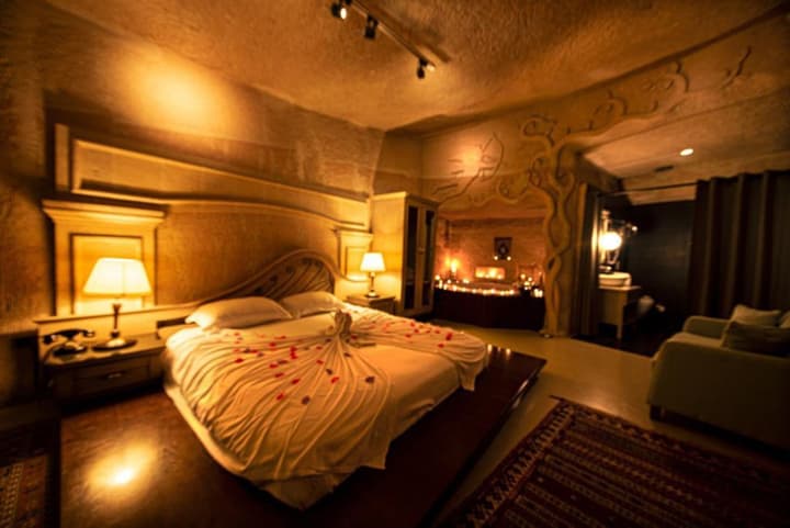 Sunak Cave Hotel