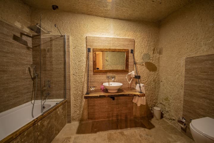 Sunak Cave Hotel