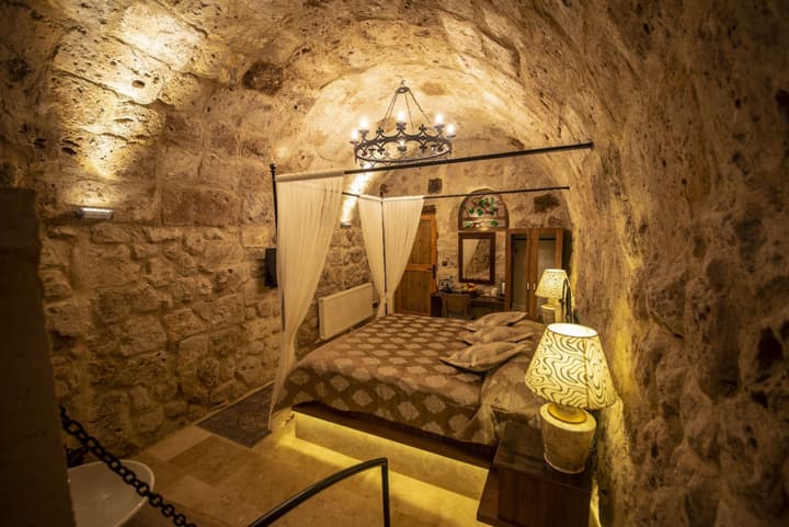 Sunak Cave Hotel
