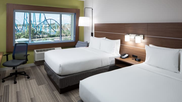 Holiday Inn Express & Suites Orlando at SeaWorld by IHG