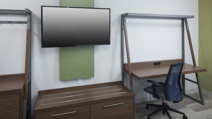 Holiday Inn Express & Suites Orlando at SeaWorld by IHG