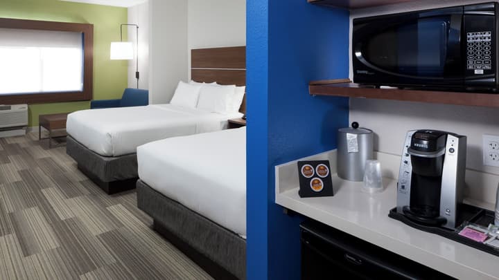 Holiday Inn Express & Suites Orlando at SeaWorld by IHG