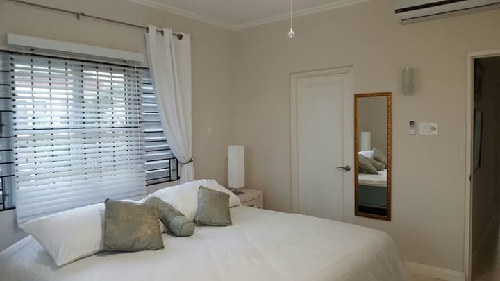 Fern Court Apartment With Oceanic View III