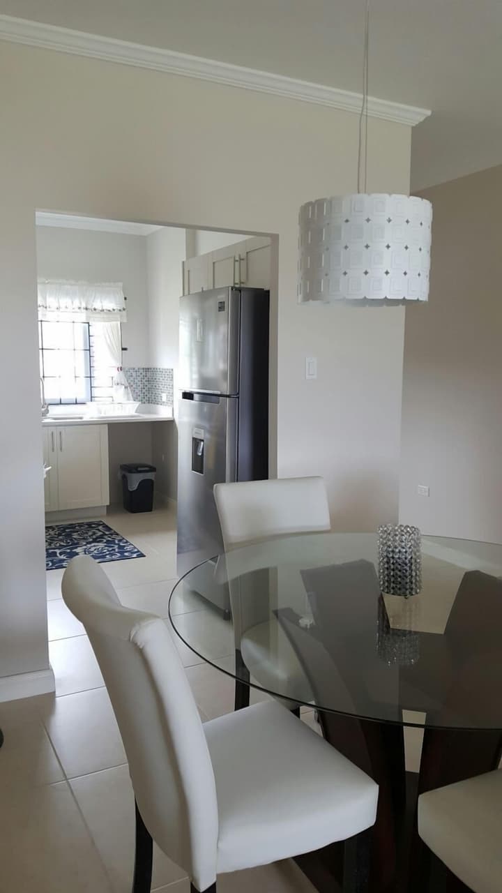 Fern Court Apartment With Oceanic View III