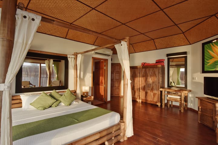 Safari Island Resort