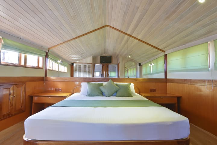 Safari Island Resort