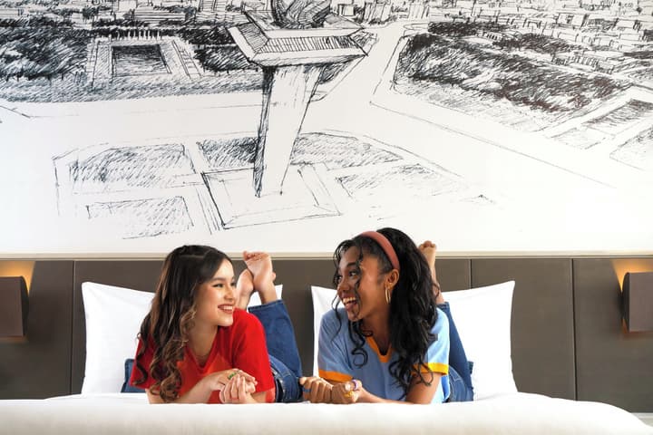 YELLO Hotel Harmoni Jakarta