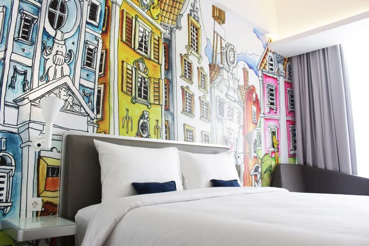 YELLO Hotel Harmoni Jakarta