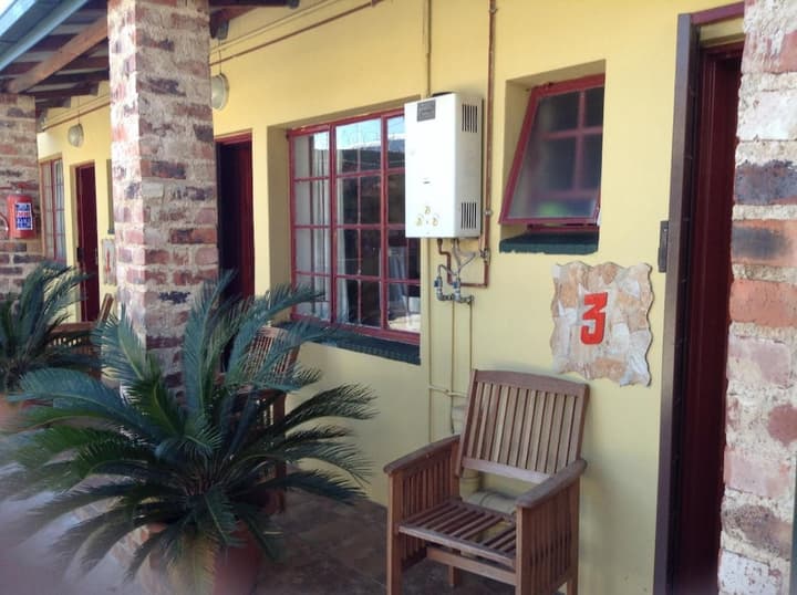 Cottage In Orange Grove