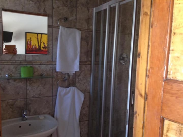Cottage In Orange Grove