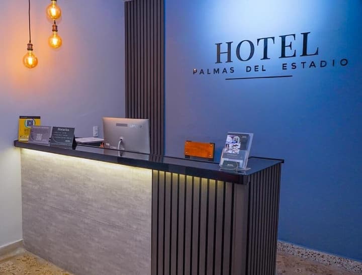 Hotel Palmas Del Estadio